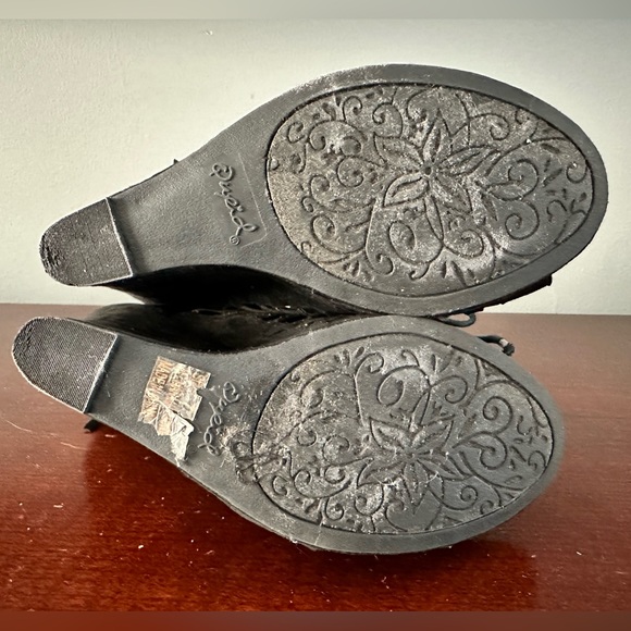 Black Wedges Sandals - Picture 6 of 6